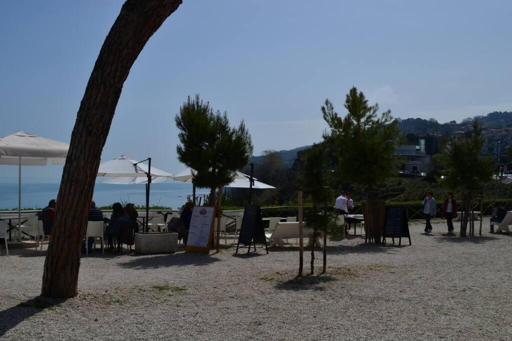 Belvedere Di Ancona Bagian luar foto