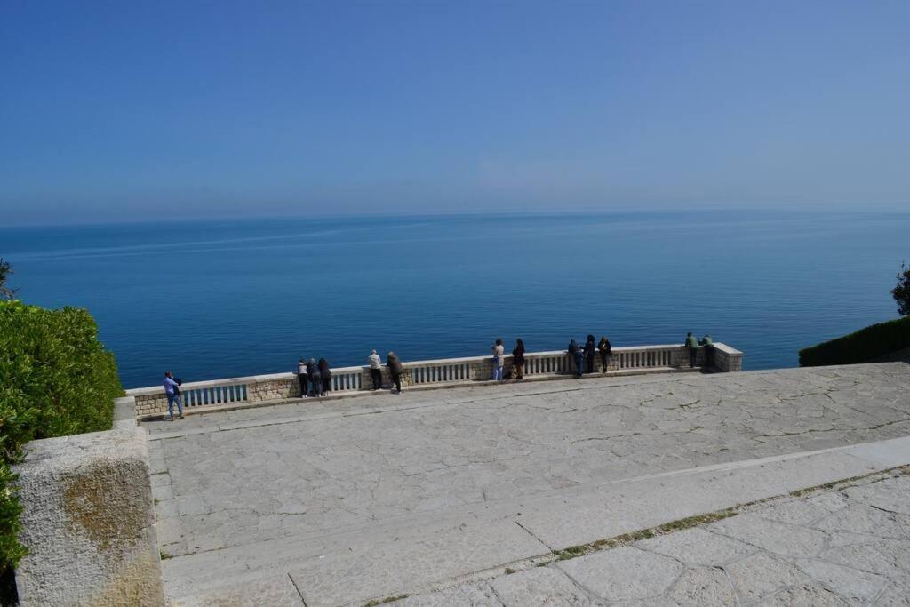 Belvedere Di Ancona Bagian luar foto