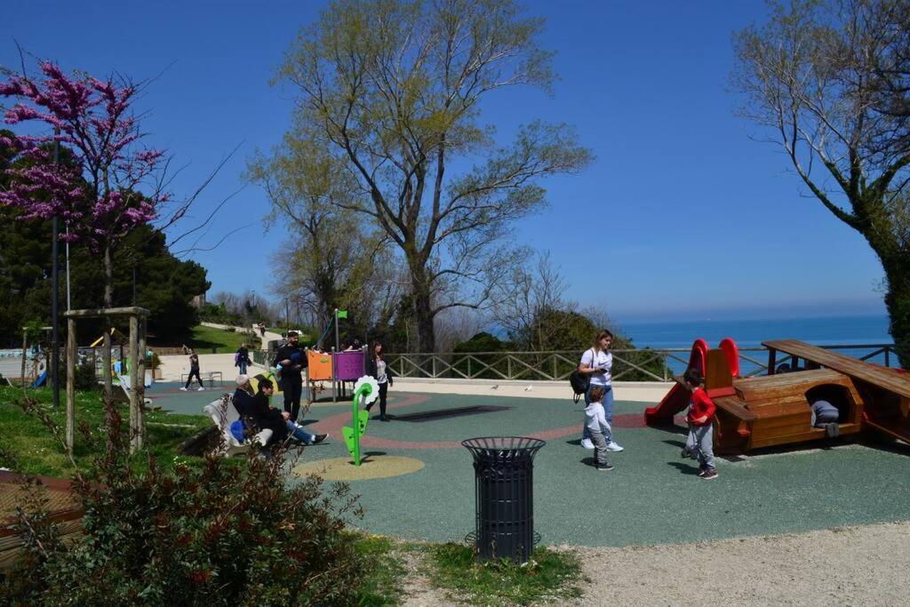 Belvedere Di Ancona Bagian luar foto