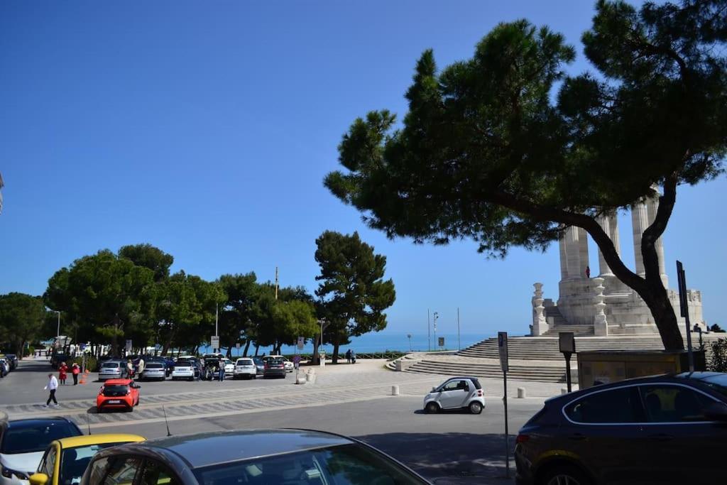 Belvedere Di Ancona Bagian luar foto